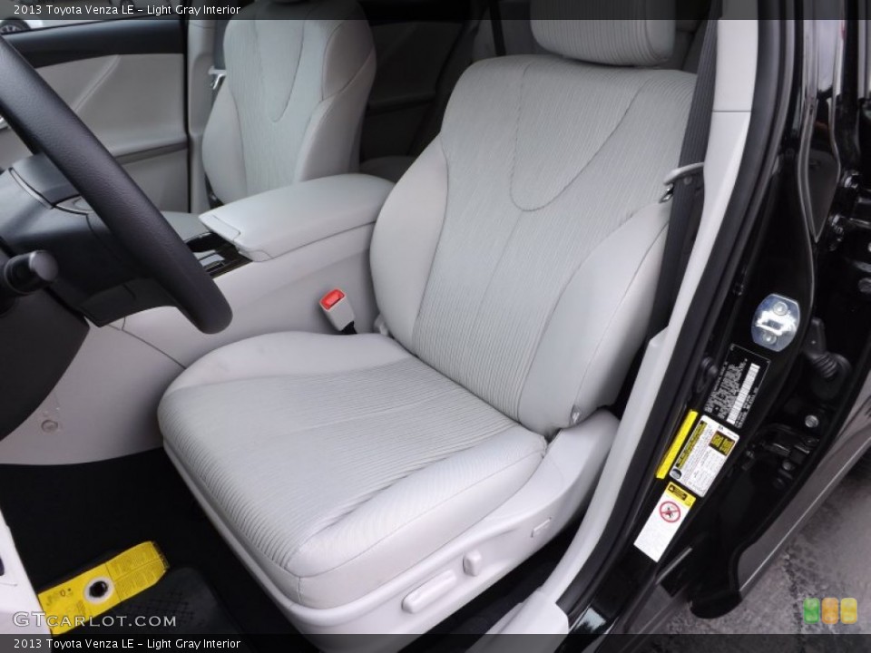 Light Gray Interior Front Seat for the 2013 Toyota Venza LE #73426578