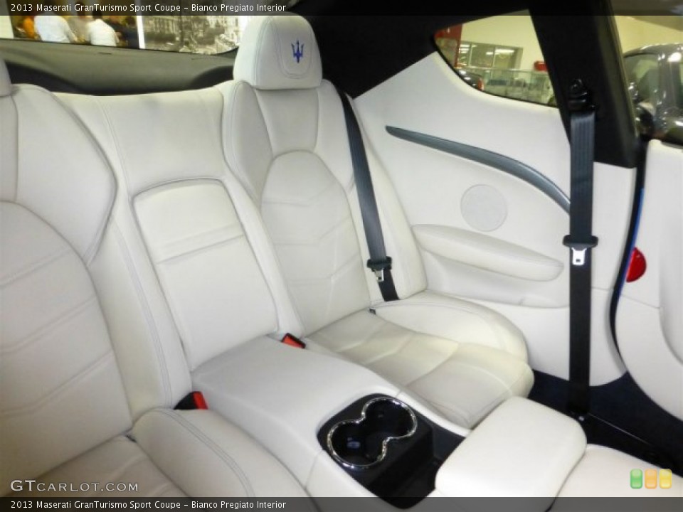 Bianco Pregiato Interior Rear Seat for the 2013 Maserati GranTurismo Sport Coupe #73438420