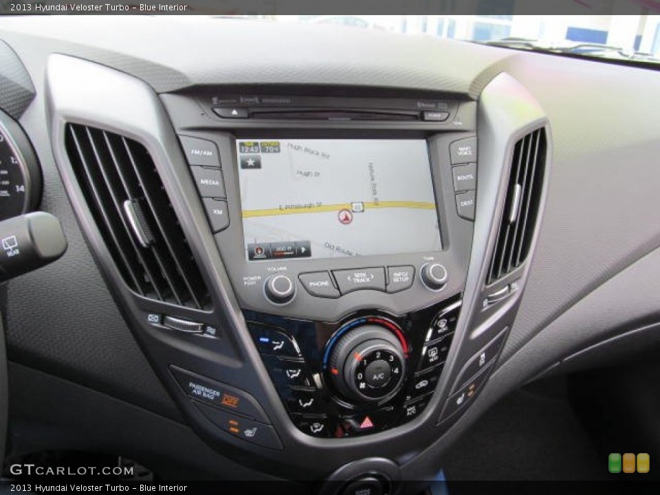 Blue Interior Controls for the 2013 Hyundai Veloster Turbo #73446153
