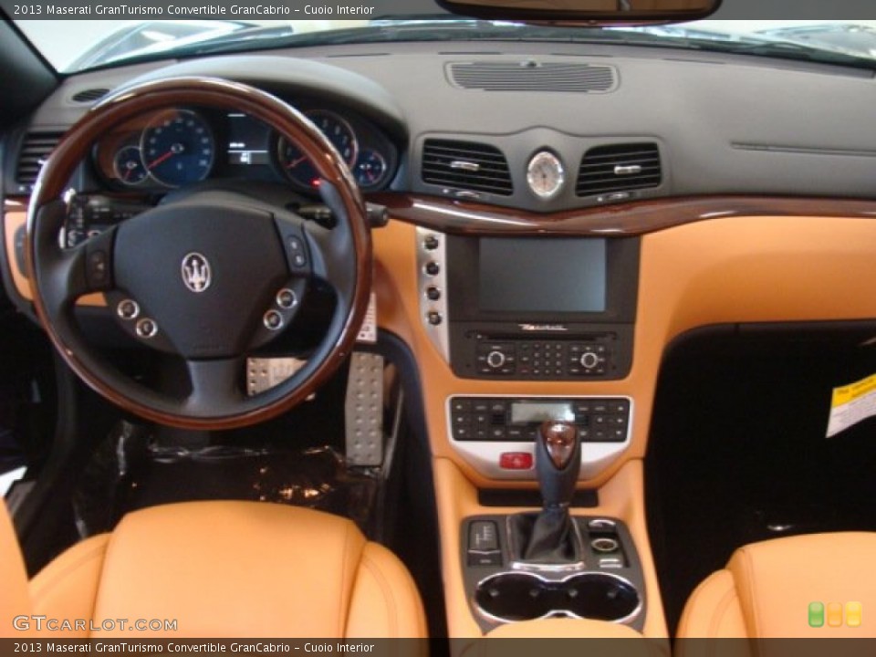 Cuoio Interior Dashboard for the 2013 Maserati GranTurismo Convertible GranCabrio #73447346