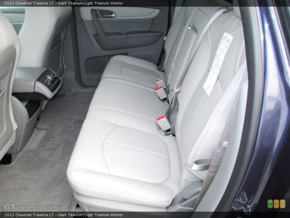 Dark Titanium/Light Titanium Interior Photo for the 2013 Chevrolet Traverse LT #73482254