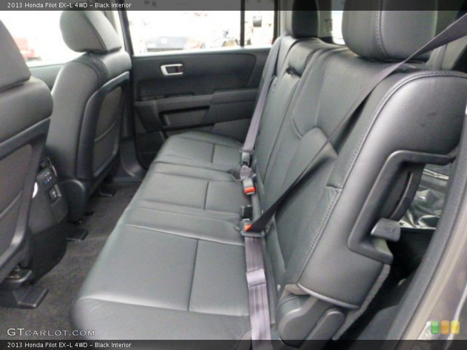 Black Interior Rear Seat for the 2013 Honda Pilot EX-L 4WD #73500879