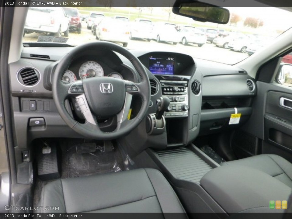 Black Interior Dashboard for the 2013 Honda Pilot EX-L 4WD #73500917