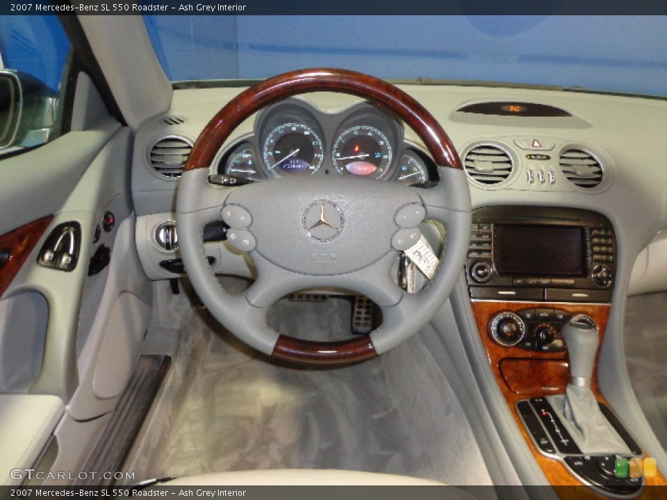 Ash Grey Interior Steering Wheel for the 2007 Mercedes-Benz SL 550 Roadster #73515225