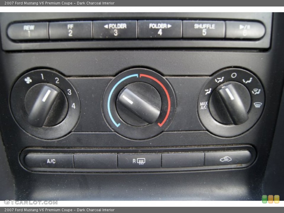 Dark Charcoal Interior Controls for the 2007 Ford Mustang V6 Premium Coupe #73518714
