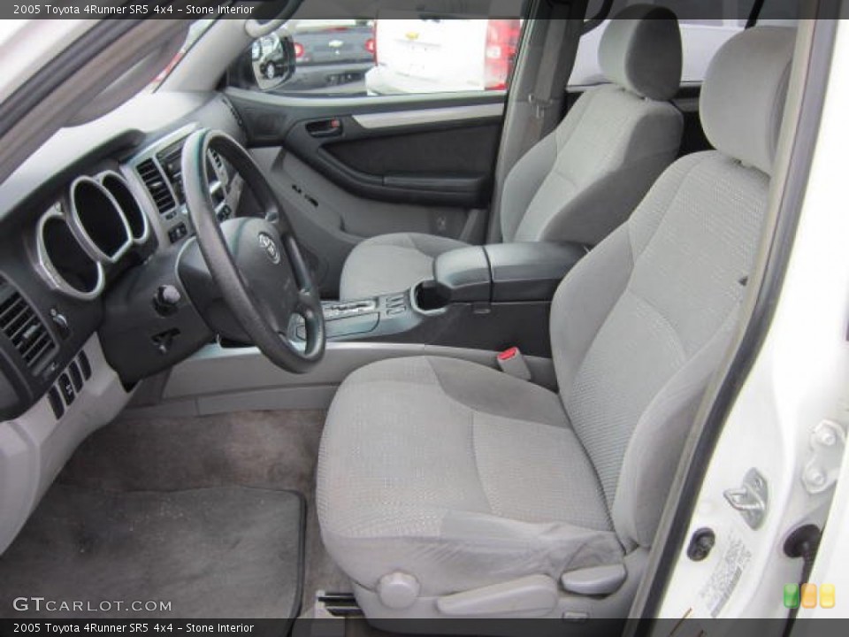 Stone Interior Photo for the 2005 Toyota 4Runner SR5 4x4 #73557278