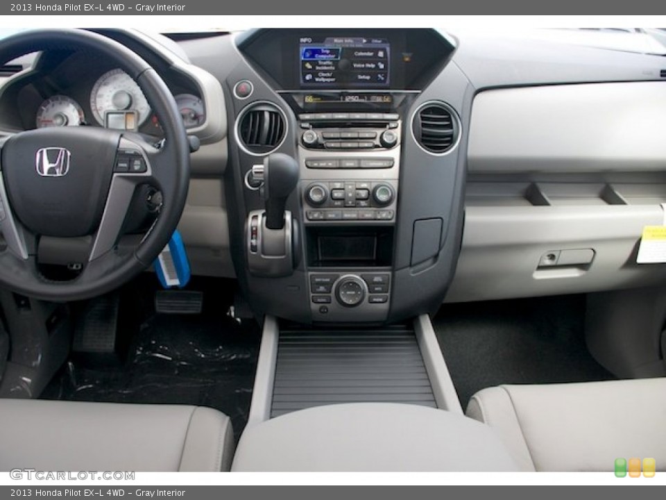 Gray Interior Dashboard for the 2013 Honda Pilot EX-L 4WD #73562950