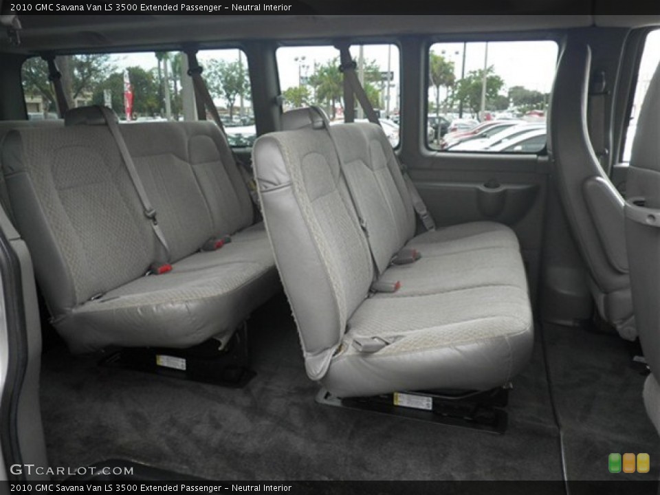 Neutral Interior Photo for the 2010 GMC Savana Van LS 3500 Extended Passenger #73563191