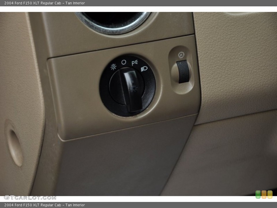 Tan Interior Controls for the 2004 Ford F150 XLT Regular Cab #73573820