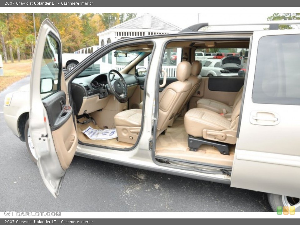 Cashmere Interior Photo for the 2007 Chevrolet Uplander LT #73574384