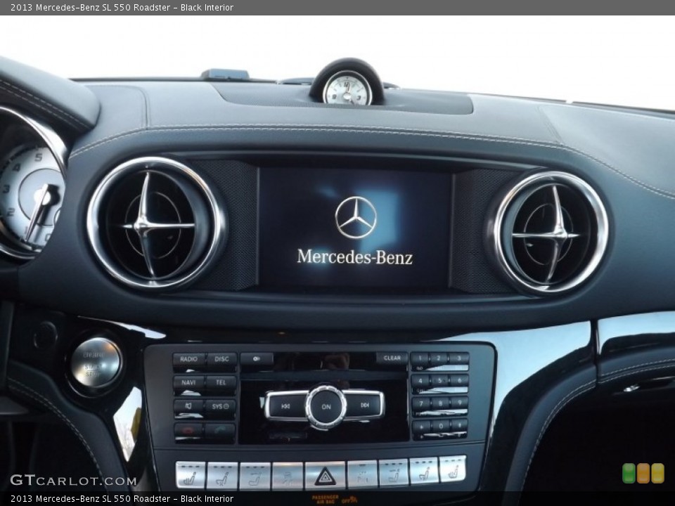 Black Interior Controls for the 2013 Mercedes-Benz SL 550 Roadster #73575116