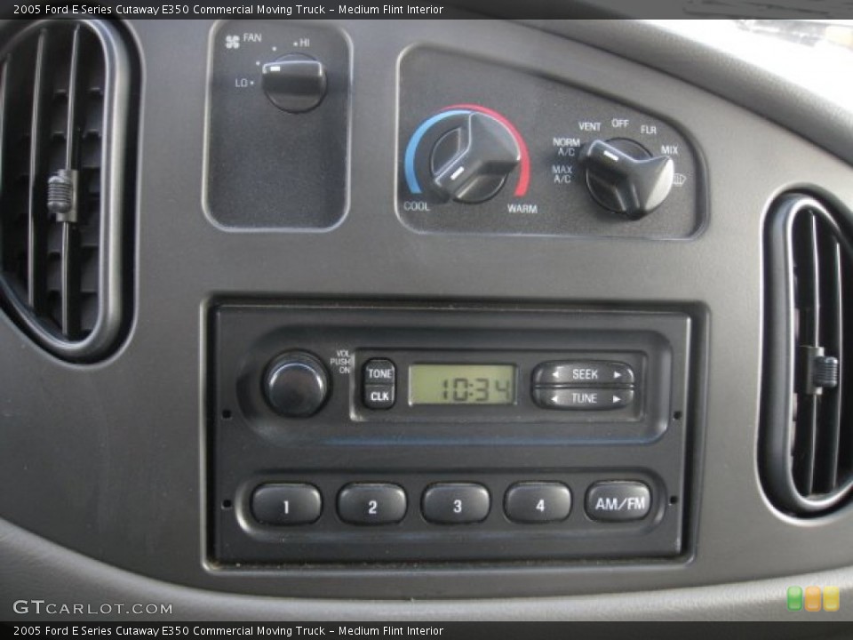 Medium Flint Interior Controls for the 2005 Ford E Series Cutaway E350 Commercial Moving Truck #73584445