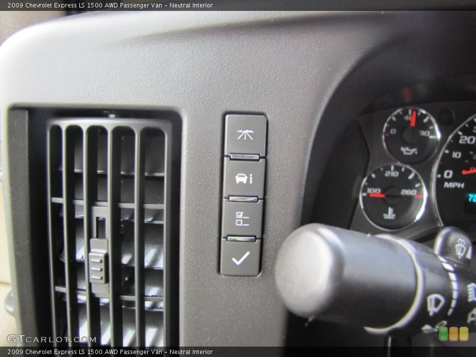 Neutral Interior Controls for the 2009 Chevrolet Express LS 1500 AWD Passenger Van #73591899