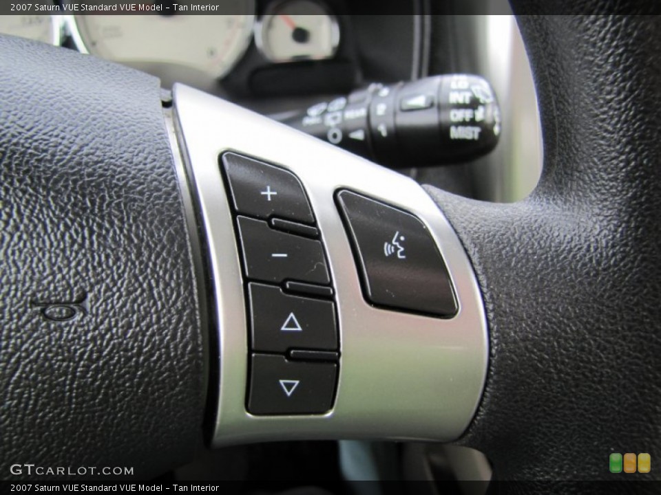 Tan Interior Controls for the 2007 Saturn VUE  #73592516