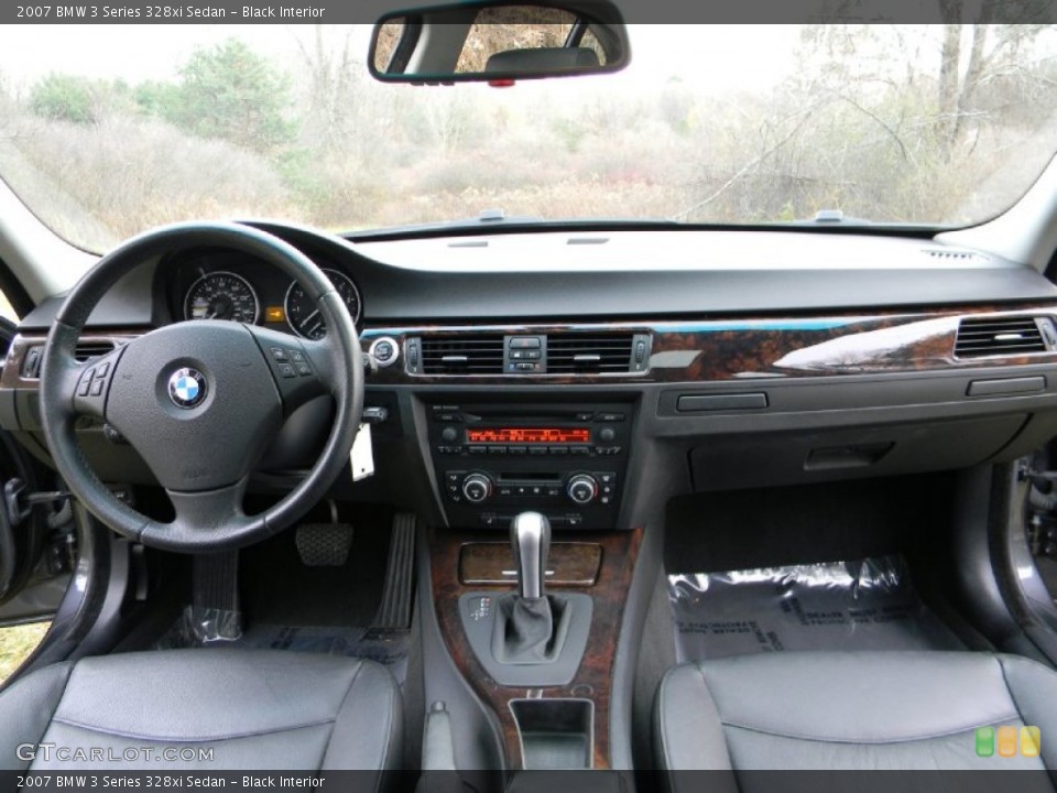 Black Interior Dashboard for the 2007 BMW 3 Series 328xi Sedan #73593188