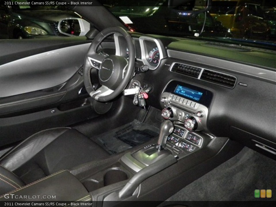 Black Interior Photo for the 2011 Chevrolet Camaro SS/RS Coupe #73597865