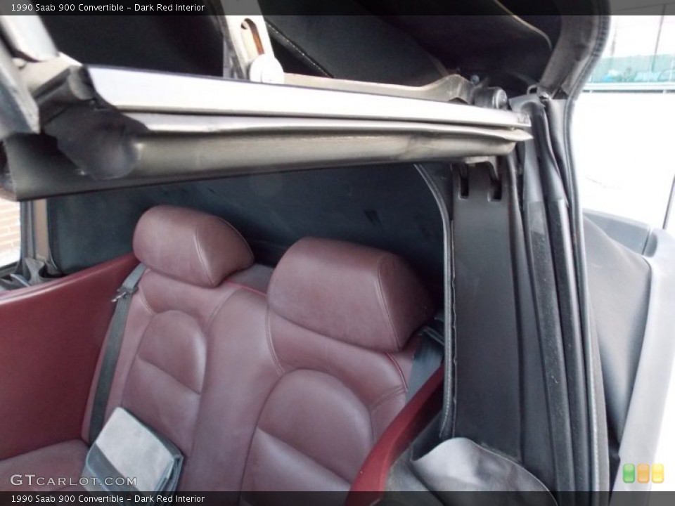 Dark Red 1990 Saab 900 Interiors