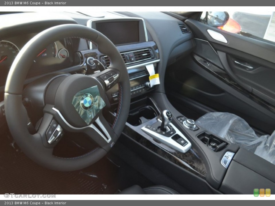 Black Interior Photo for the 2013 BMW M6 Coupe #73606748
