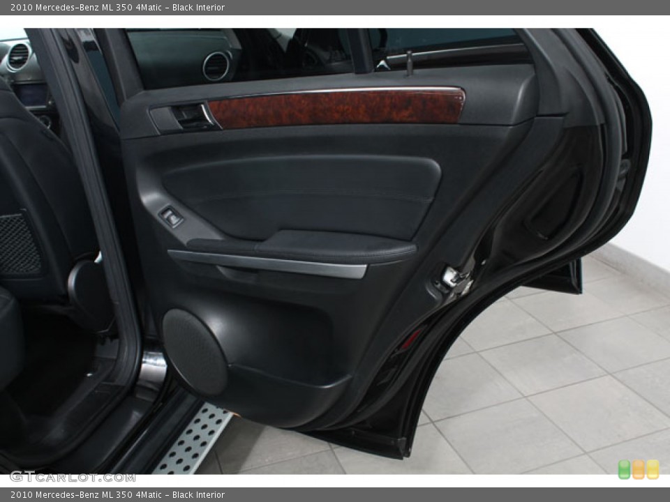 Black Interior Door Panel for the 2010 Mercedes-Benz ML 350 4Matic #73610640