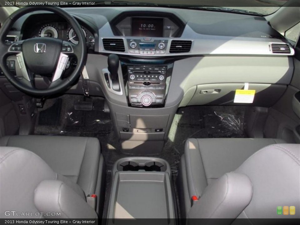 Gray Interior Dashboard for the 2013 Honda Odyssey Touring Elite #73610666