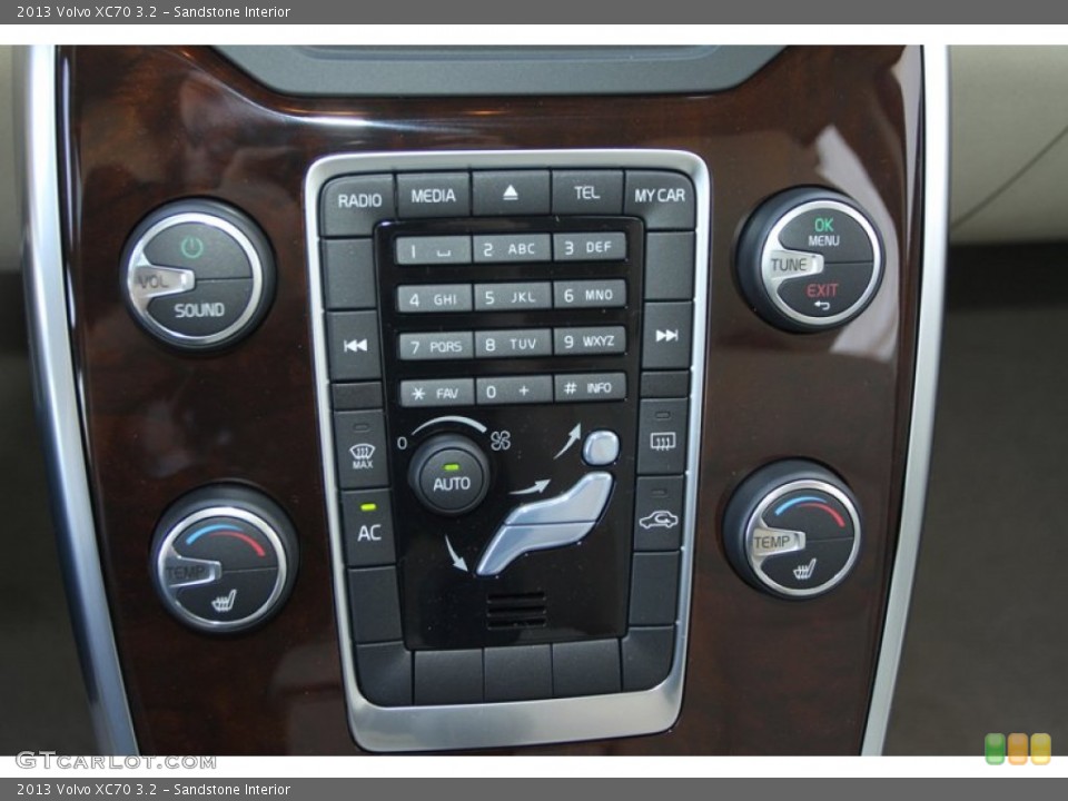 Sandstone Interior Controls for the 2013 Volvo XC70 3.2 #73610687