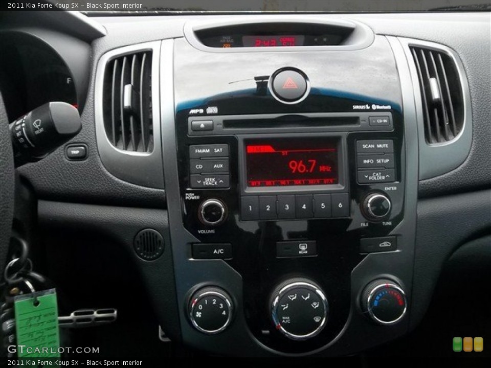 Black Sport Interior Controls for the 2011 Kia Forte Koup SX #73617479