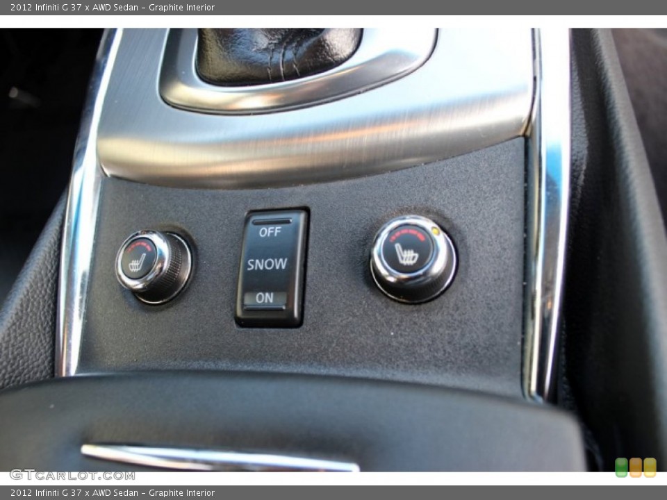 Graphite Interior Controls for the 2012 Infiniti G 37 x AWD Sedan #73619030