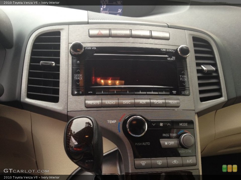 Ivory Interior Audio System for the 2010 Toyota Venza V6 #73620567