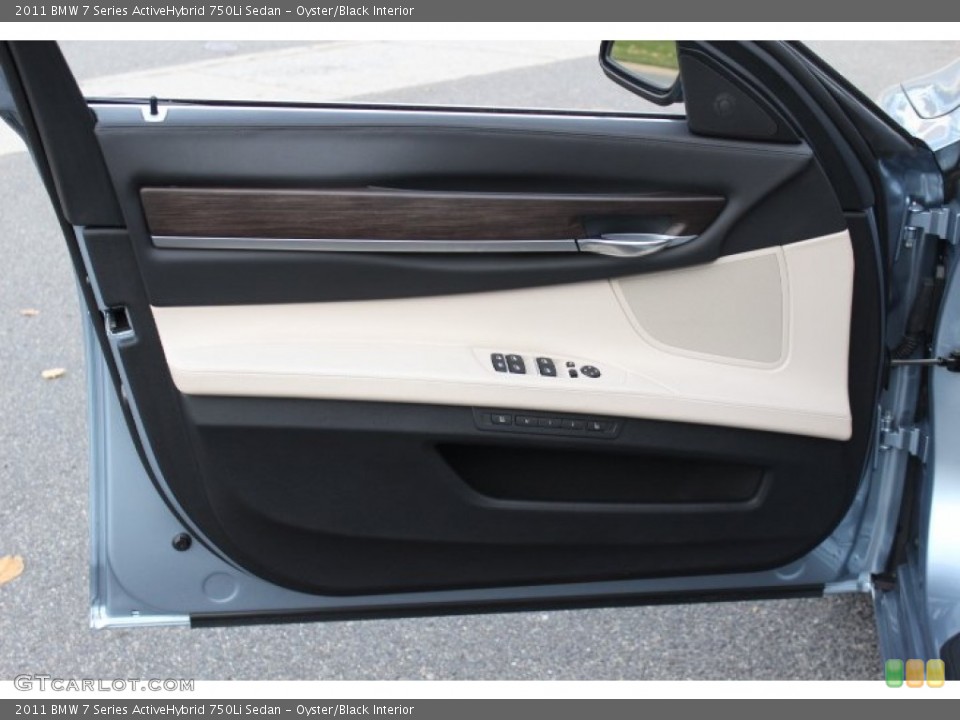 Oyster/Black Interior Door Panel for the 2011 BMW 7 Series ActiveHybrid 750Li Sedan #73623983
