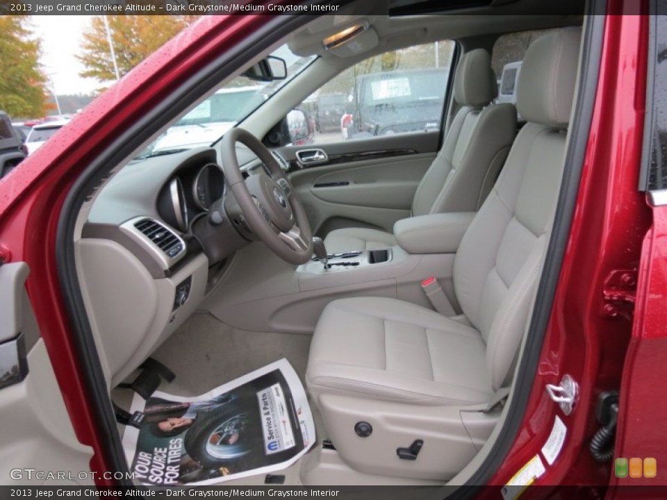 Dark Graystone/Medium Graystone Interior Photo for the 2013 Jeep Grand Cherokee Altitude #73624214