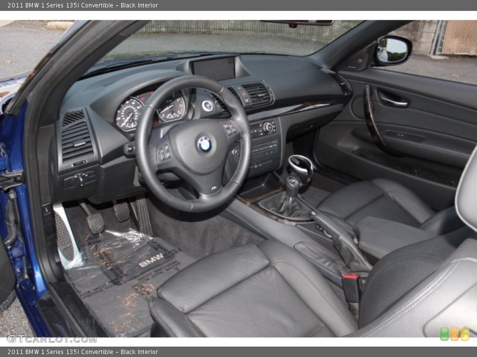Black Interior Prime Interior for the 2011 BMW 1 Series 135i Convertible #73624426