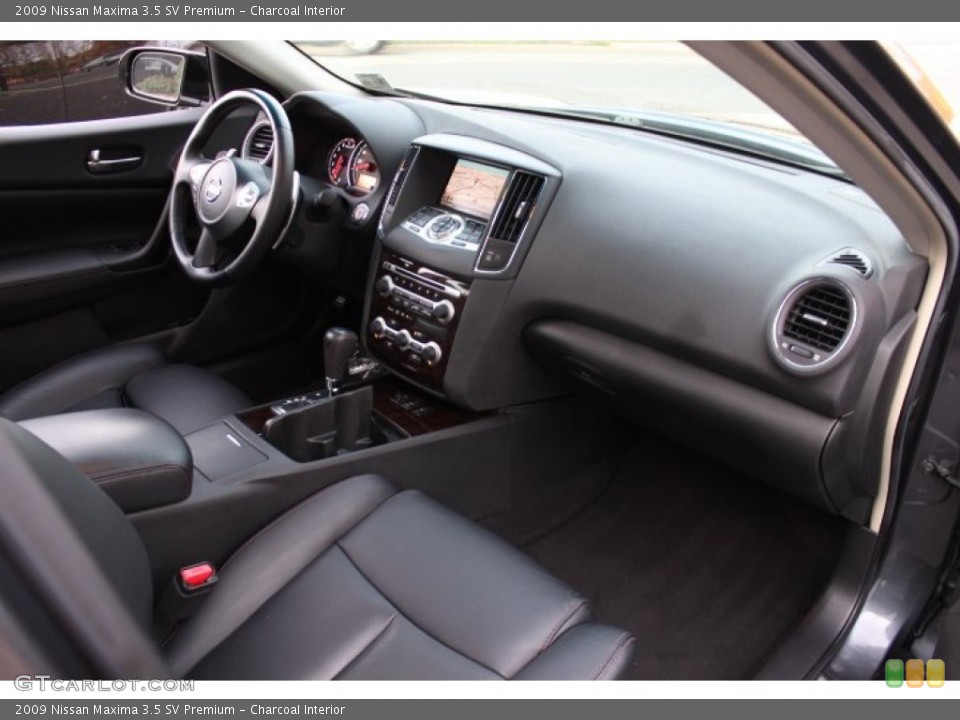 Charcoal Interior Dashboard for the 2009 Nissan Maxima 3.5 SV Premium #73626087