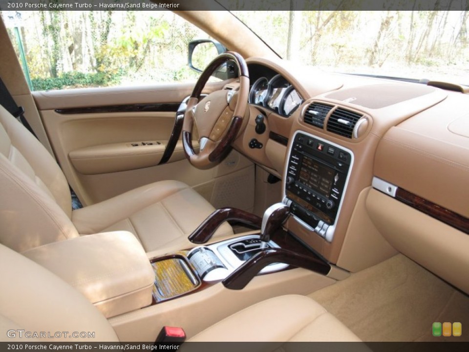 Havanna/Sand Beige Interior Dashboard for the 2010 Porsche Cayenne Turbo #73626644