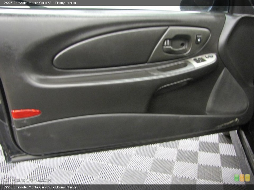 Ebony Interior Door Panel for the 2006 Chevrolet Monte Carlo SS #73639752