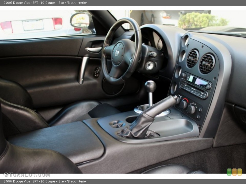 Black/Black Interior Controls for the 2006 Dodge Viper SRT-10 Coupe #73644334