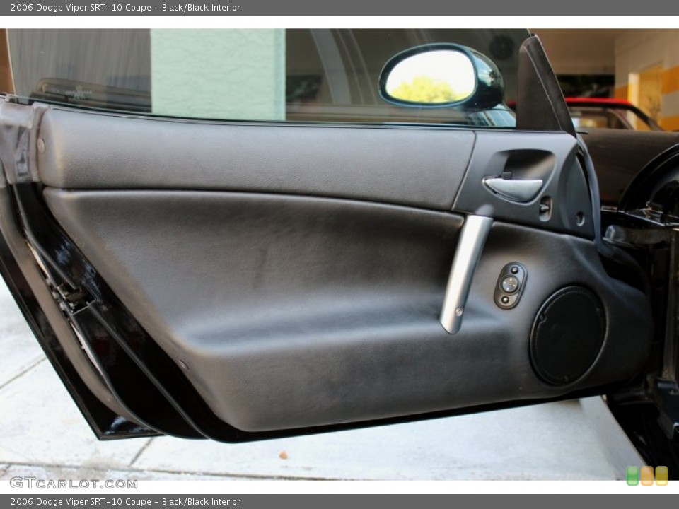 Black/Black Interior Door Panel for the 2006 Dodge Viper SRT-10 Coupe #73644531