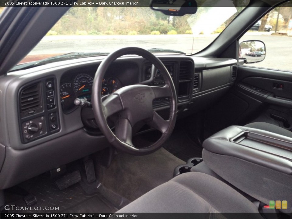 Dark Charcoal Interior Prime Interior for the 2005 Chevrolet Silverado 1500 Z71 Crew Cab 4x4 #73645702