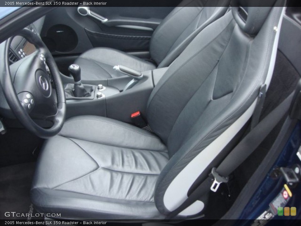 Black Interior Photo for the 2005 Mercedes-Benz SLK 350 Roadster #73656642