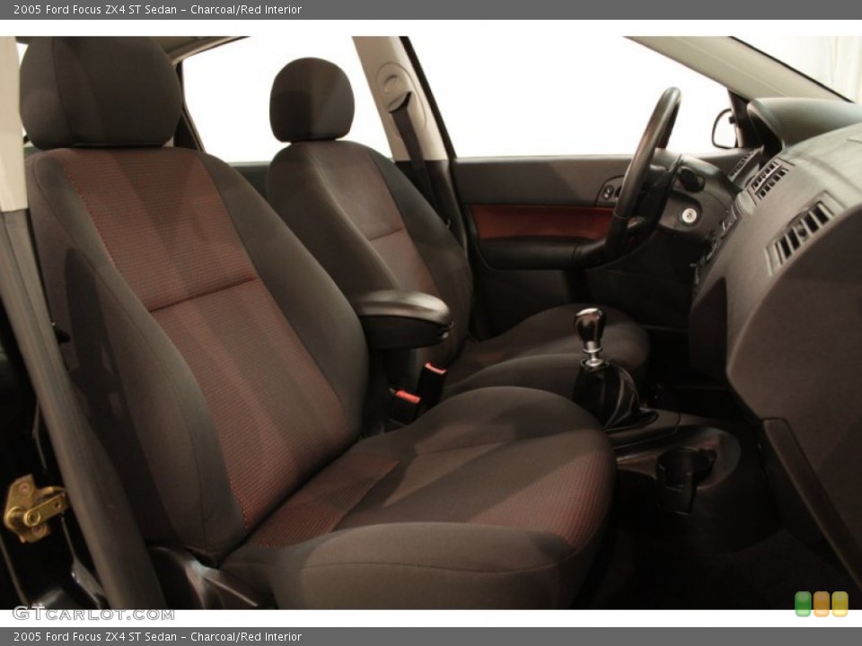 Charcoal/Red Interior Photo for the 2005 Ford Focus ZX4 ST Sedan #73662747