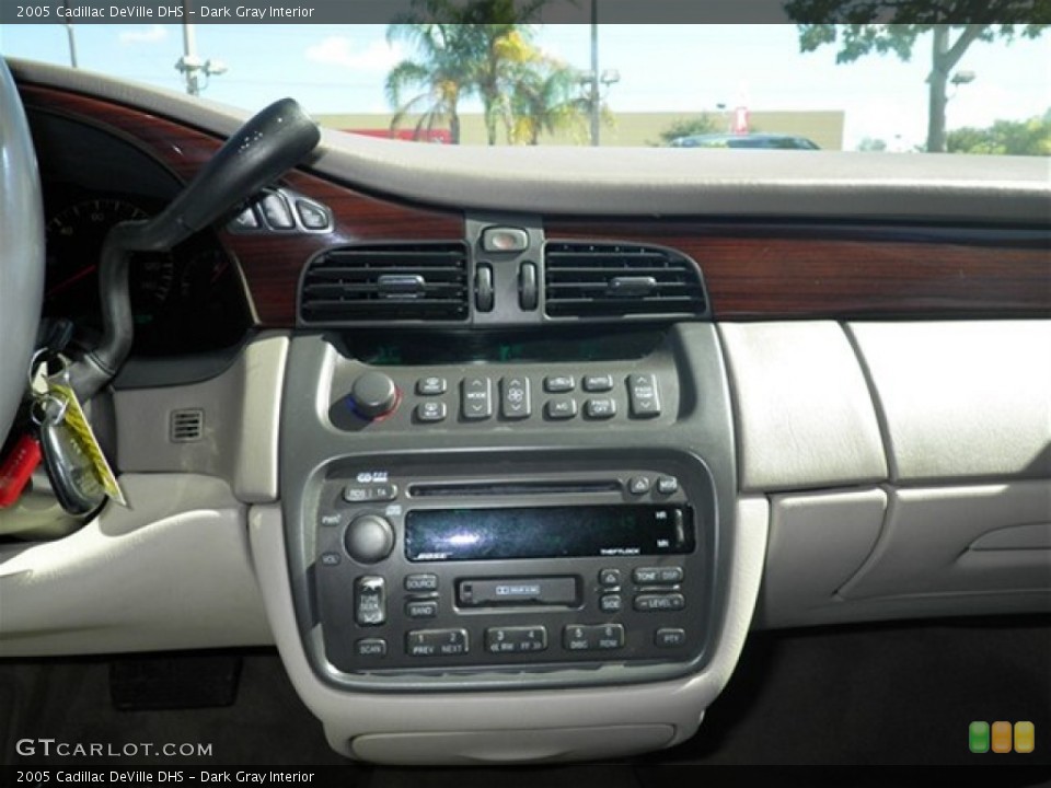 Dark Gray Interior Controls for the 2005 Cadillac DeVille DHS #73667064