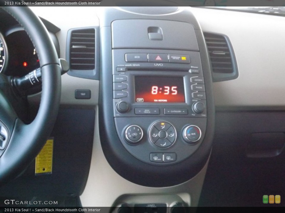 Sand/Black Houndstooth Cloth Interior Controls for the 2013 Kia Soul ! #73668534