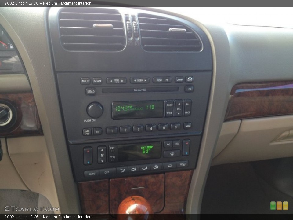Medium Parchment Interior Controls for the 2002 Lincoln LS V6 #73668881