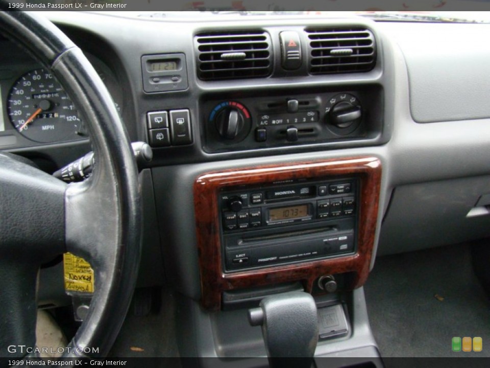 Gray Interior Controls for the 1999 Honda Passport LX #73678191