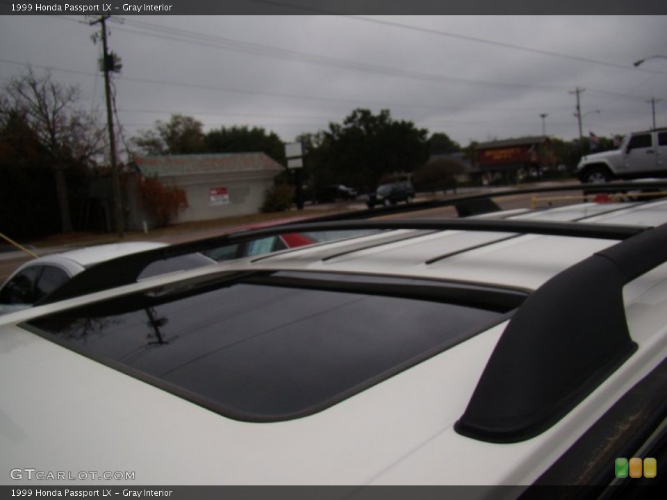 Gray Interior Sunroof for the 1999 Honda Passport LX #73678286