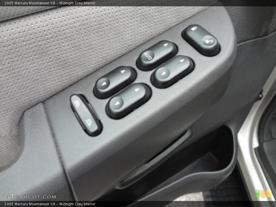 Midnight Grey Interior Controls for the 2005 Mercury Mountaineer V8 #73689216