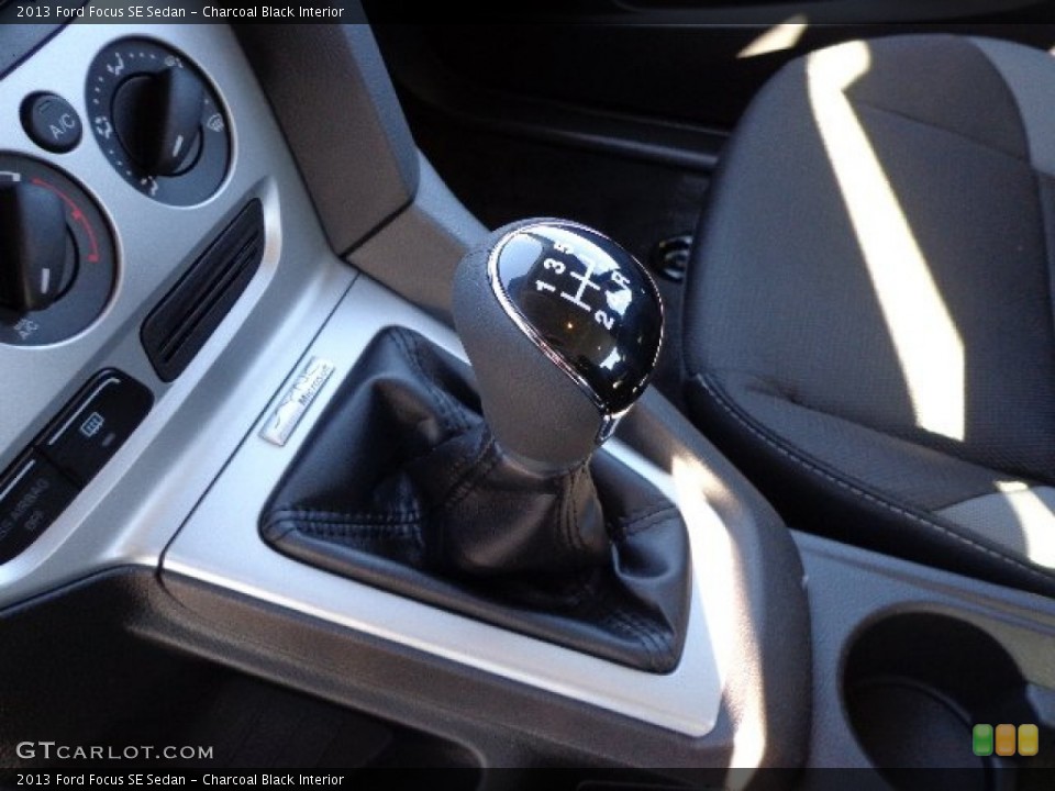 Charcoal Black Interior Transmission for the 2013 Ford Focus SE Sedan #73689462