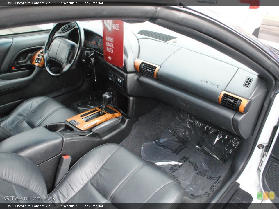 Black Interior Photo for the 1996 Chevrolet Camaro Z28 SS Convertible #73697571