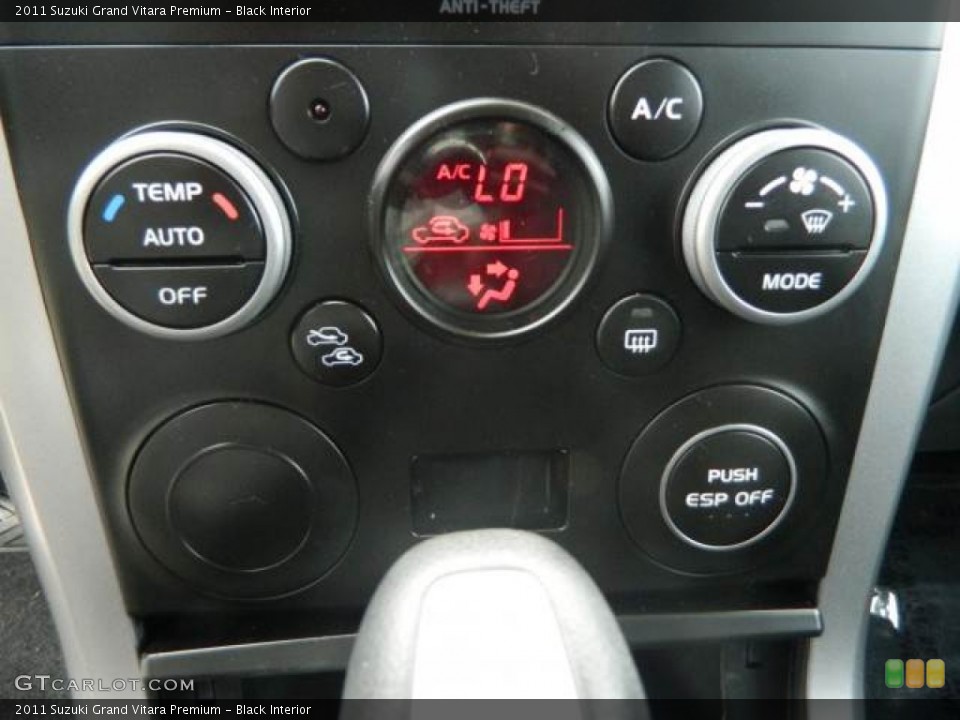 Black Interior Controls for the 2011 Suzuki Grand Vitara Premium #73702033