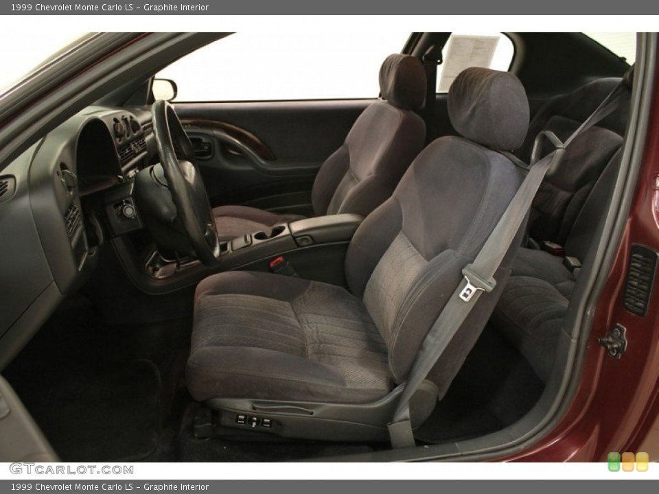Graphite Interior Photo for the 1999 Chevrolet Monte Carlo LS #73716784
