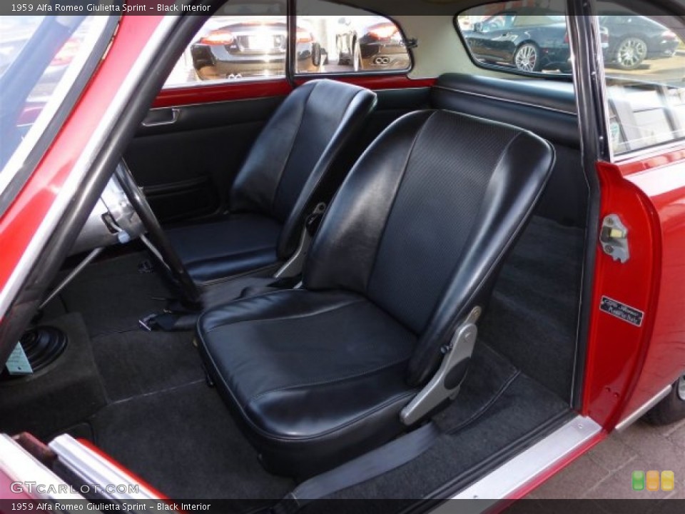 Black Interior Front Seat for the 1959 Alfa Romeo Giulietta Sprint #73720046